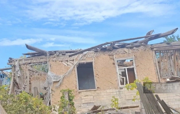 İki ordu arasında qalan Ukraynanın xaraba kəndlərindən - FOTOREPORTAJ