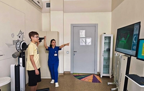 Azərbaycana gətirilmiş ukraynalı uşaqlara reabilitasiya xidmətləri göstərilir