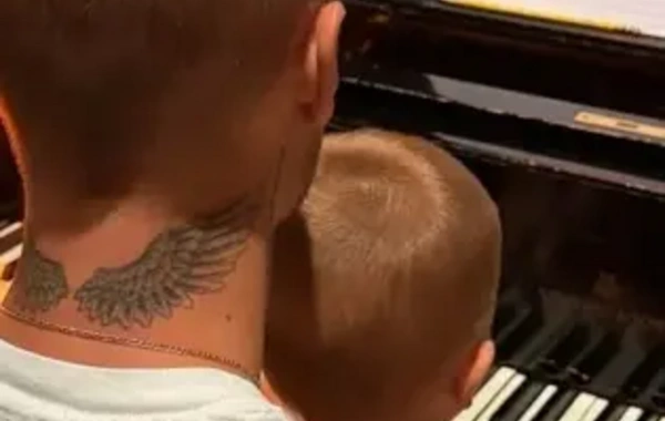Castin Biber həyat yoldaşından boşanır?