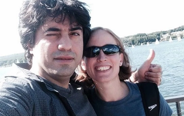 Emin Hüseynovun qadın paltarında səfirlik macərası - Nə olmuşdu?