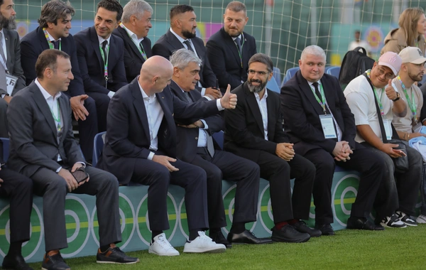 Bakıda rəsmilərin Hövsan Yarış Kompleksinə səfəri baş tutub