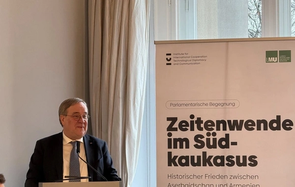 Almaniya XİN başçısı azərbaycanlı və ermənistanlı səfirlərlə bir arada