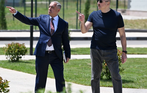 Prezident İlham Əliyev Xocalıda hərbi qulluqçular üçün nəzərdə tutulan fərdi evlərdə yaradılmış şəraitlə tanış olub