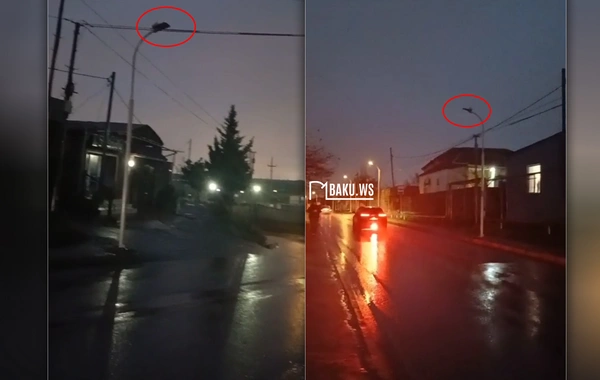 Bakıda bu yolda dirəklər var, amma işıq yoxdur