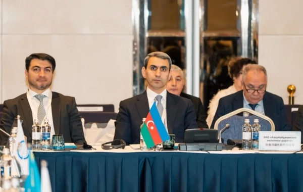 ADY sədri DYƏT ölkələrinin dəmir yolu rəhbərlərinin növbəti iclasında iştirak edib