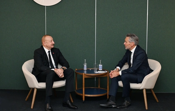 İlham Əliyev Niderlandın Baş naziri ilə görüşüb
