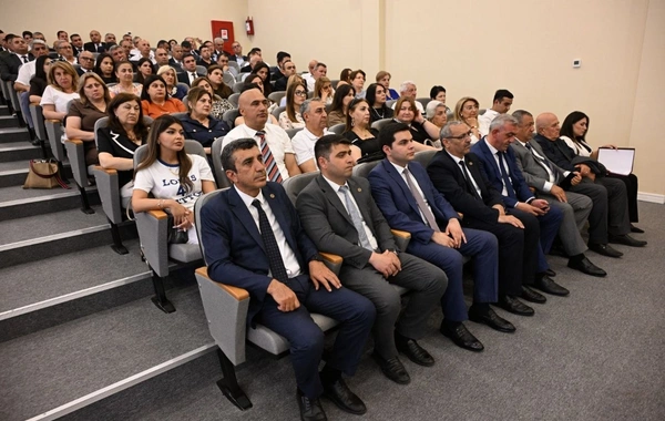 AHİK-in təşkilatçılığı ilə İnsan Hüquqları Gününə həsr olunmuş tədbir keçirilib