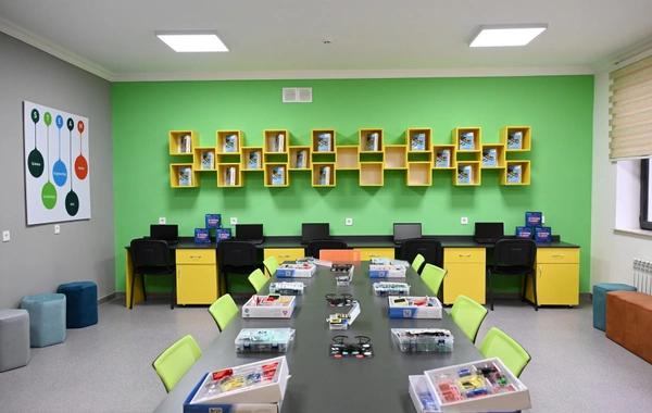 Prezident İlham Əliyev Şamaxı Avropa liseyinin yeni binasının açılışında iştirak edib