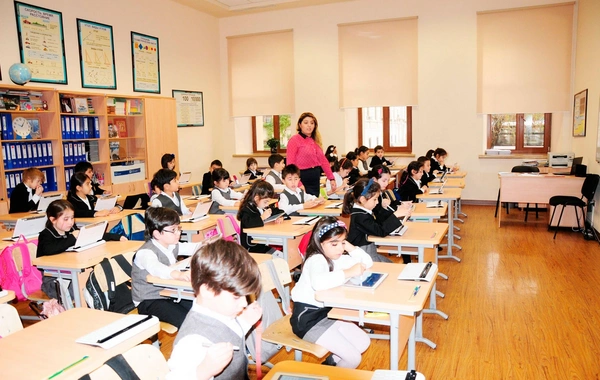 Azərbaycanda müəllimlərin çoxu paytaxtda çalışır? - RƏSMİ CAVAB