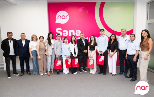"Nar" ilin ən yüksək nəticə göstərən abituriyentlərini mükafatlandırdı