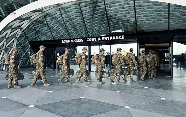 Azərbaycan hərbçiləri BƏƏ-yə getdilər