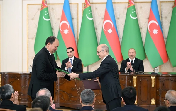 The exchange of Azerbaijani-Turkmen documents took place