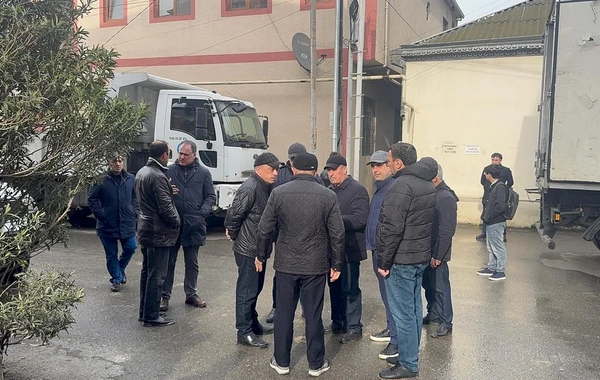 ADSEA sədri üzərində evlər tikilən kollektorun çökdüyü ərazidə olub