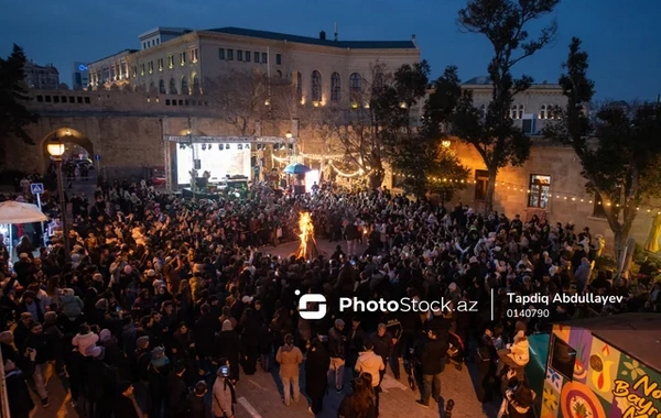 Qədim divarlar arasında bayram ruhu - İçərişəhərdə möhtəşəm Novruz şənliyi