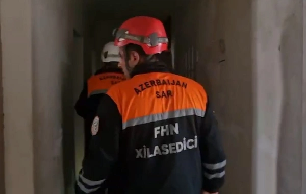 Badamdarda yaşayış binasında partlayışda xəsarət alan şəxsin vəziyyəti ağırdır