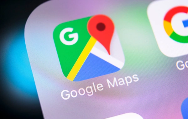 Google Maps-dən sürücüləri sevindirəcək YENİLİK