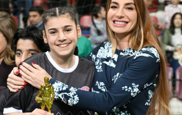 Leyla Əliyevanın təşəbbüsü ilə uşaq evlərinin komandaları arasında növbəti minifutbol turniri təşkil olunub Leyla Əliyevanın təşəbbüsü ilə uşaq evlərinin komandaları arasında növbəti minifutbol turniri təşkil olunub