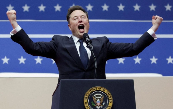 İlon Mask sərvəti 850 milyard dolları keçdi