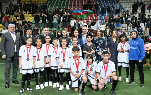 Leyla Əliyevanın təşəbbüsü ilə uşaq evlərinin komandaları arasında növbəti minifutbol turniri təşkil olunub Leyla Əliyevanın təşəbbüsü ilə uşaq evlərinin komandaları arasında növbəti minifutbol turniri təşkil olunub