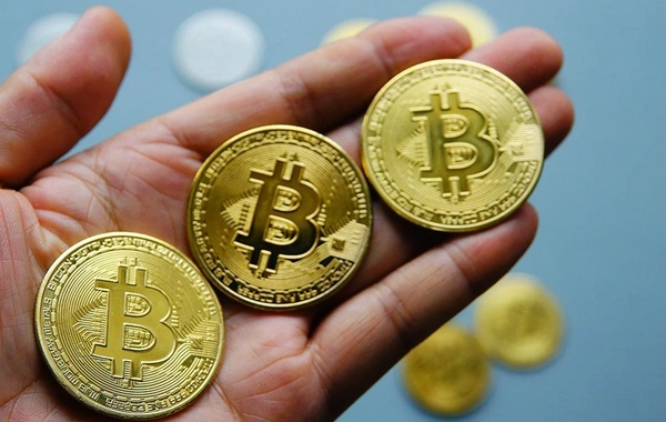 Биткоин резко обвалился