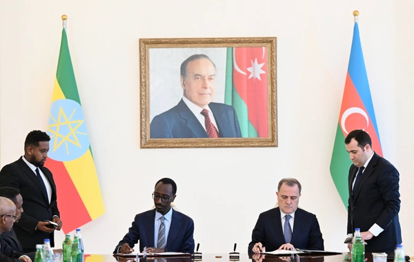 Состоялась встреча Президента Ильхама Алиева с премьер-министром Эфиопии в расширенном составе