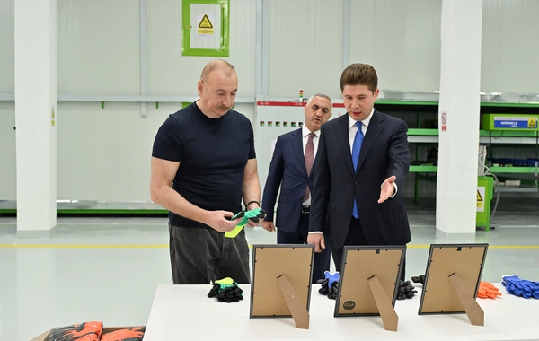 Xankəndidə iş əlcəkləri istehsalı müəssisəsinin açılışı olub