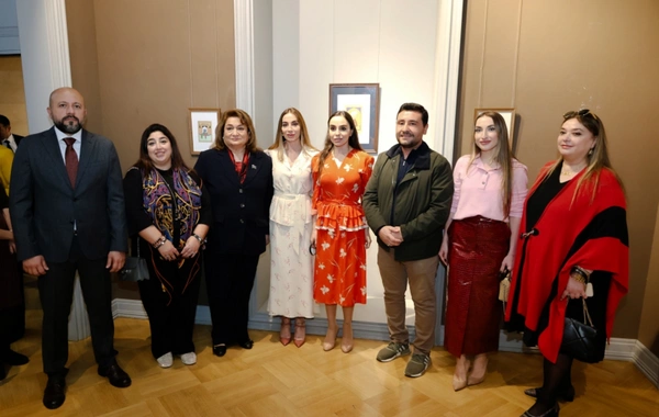 Bakıda tanınmış özbək miniatür ustası Cahangir Aşurovun sərgisi açılıb