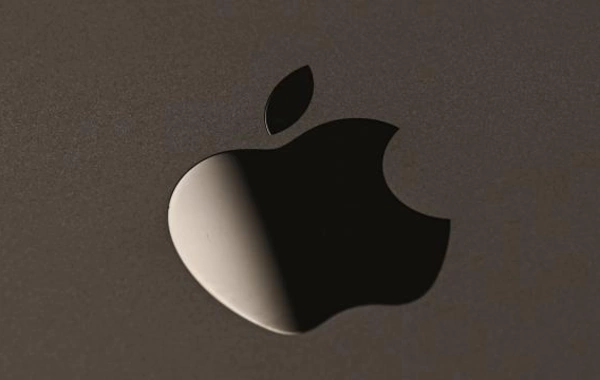 Rusiyada Apple ID və Google ID ilə girişə görə cərimə tətbiq olunmağa başladı