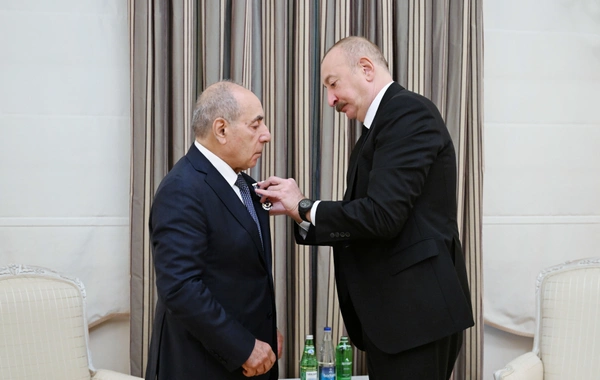 President Ilham Aliyev presented the "Istiglal" order to Yagub Eyubov