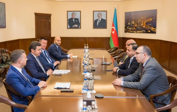 Bakı-Əmman-Bakı marşrutu üzrə müntəzəm uçuşların həyata keçirilməsi planı müzakirə olunub