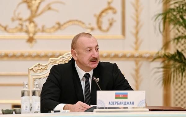 Ильхам Алиев выступил на заседании Совета глав государств СНГ в узком составе в Душанбе