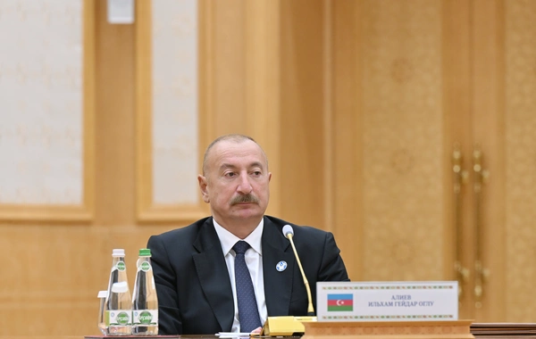 İlham Əliyev MDB Dövlət Başçıları Şurasının məhdud tərkibdə iclasında iştirak edir