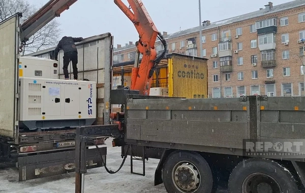 Azərbaycanın növbəti humanitar yardımı Ukrayna rəsmilərinə təhvil verilib