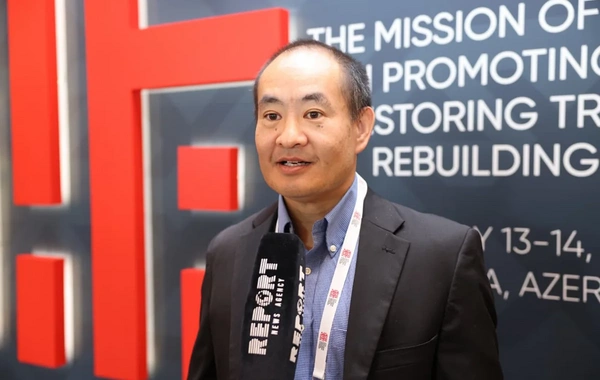 Dennis Yu: Azərbaycanın nə qədər böyük bir yol qət etməsi heyranedicidir