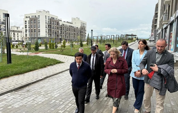 Səfirlik: Karlonun Ağdam və Füzuliyə səfəri ABŞ-Azərbaycan əməkdaşlığının genişləndiyini təsdiqləyir