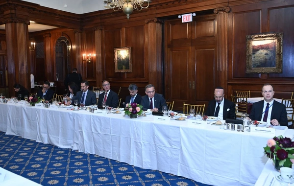 Ceyhun Bayramov Nyu-Yorkda Azərbaycan – ABŞ strateji tərəfdaşlığının önəmindən bəhs edib