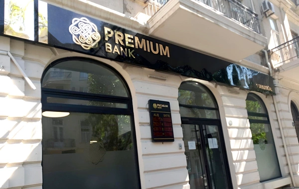 Cahangir Əsgərovun bankının sədri işdən çıxdı