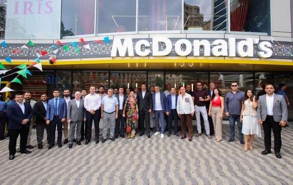 "McDonald"s Azərbaycan" "Nizami Mall"-da yeni restoran açıb