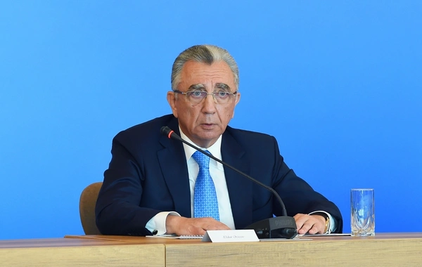 Эльдар Азизов дал поручения в связи с зимним сезоном и новогодними мероприятиями