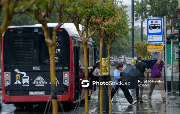 Bakıda avtobusda dava, sərnişin həbs edildi