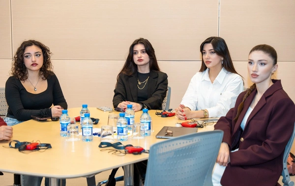 MEDİA "Süni intellektin mediada tətbiqi" mövzusunda seminar keçirib MEDİA "Süni intellektin mediada tətbiqi" mövzusunda seminar keçirib