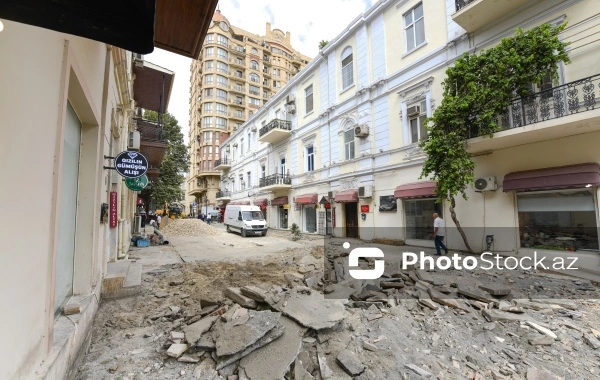 Bakının mərkəzindəki bəzi binalar sökülür