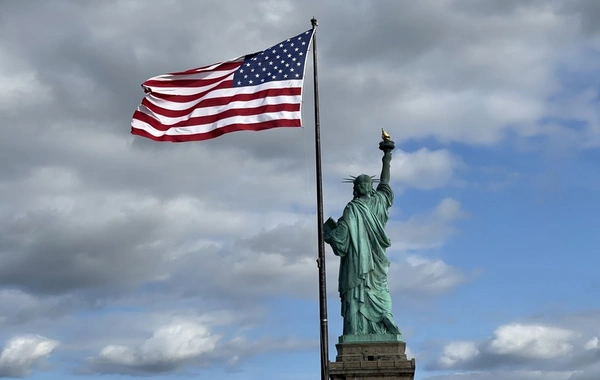 Amerika arzusu kabusa çevrilir: Azərbaycanlı miqrantları nə gözləyir?