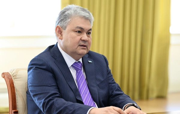 İlham Əliyev Qazaxıstanın xarici işlər və nəqliyyat nazirlərini qəbul edib