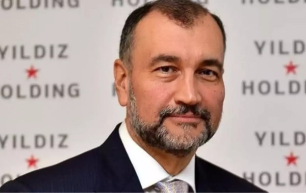 Türkiyənin ən varlı adamı: "Anamın evində yaşayıram, evim yoxdur"
