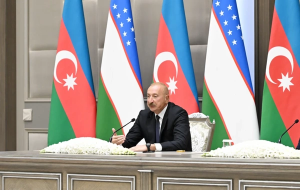 Azərbaycan və Özbəkistan prezidentləri mətbuata bəyanatlarla çıxış ediblər