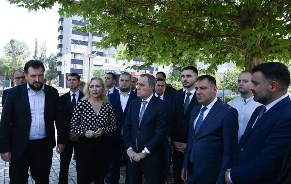 Ceyhun Bayramov İrpendə Azərbaycanın dəstəyi ilə bərpa olunan obyektlərdə olub
