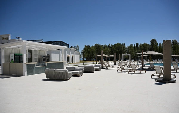 На берегу озера Иссык-Куль состоялось открытие отеля Baku Resort & Spa