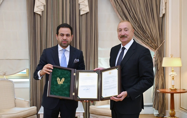 İlham Əliyevə "Zayed İnsan Qardaşlığı Mükafatı"nın sertifikatı təqdim olunub