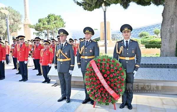 Türkiyənin Zəfər Bayramı münasibətilə Bakıda Türk şəhidliyi ziyarət edilib